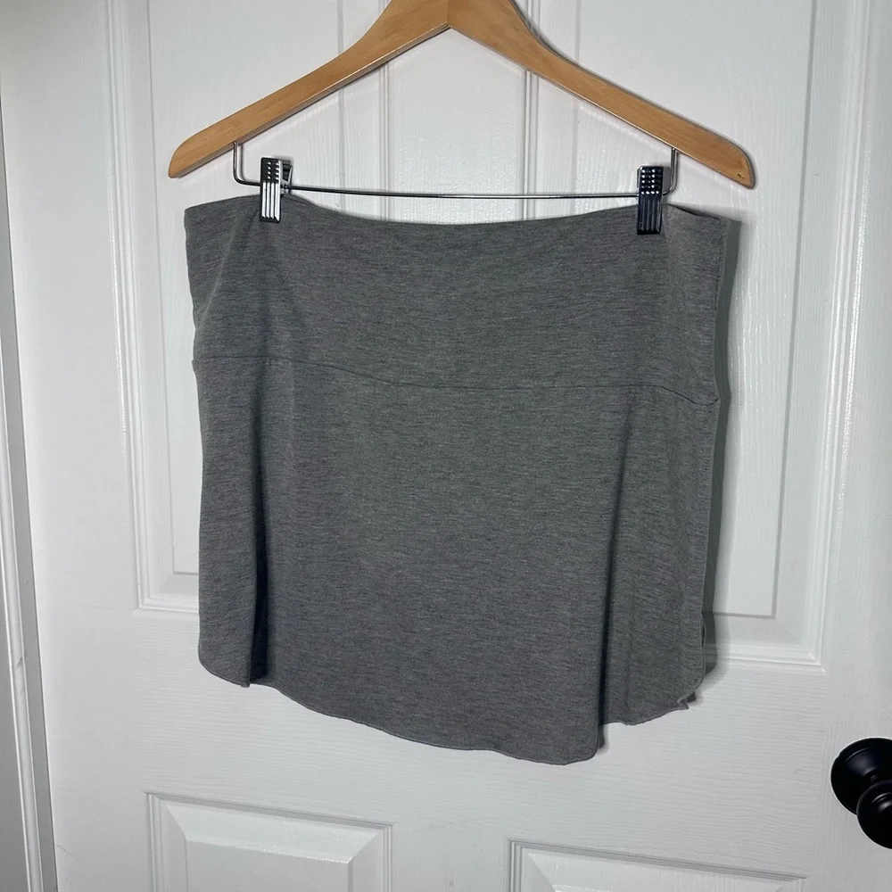 Coco + Carmen Cheeky Chic Layering Skirts‎ 2 Pack Navy Gray L/XL NWT